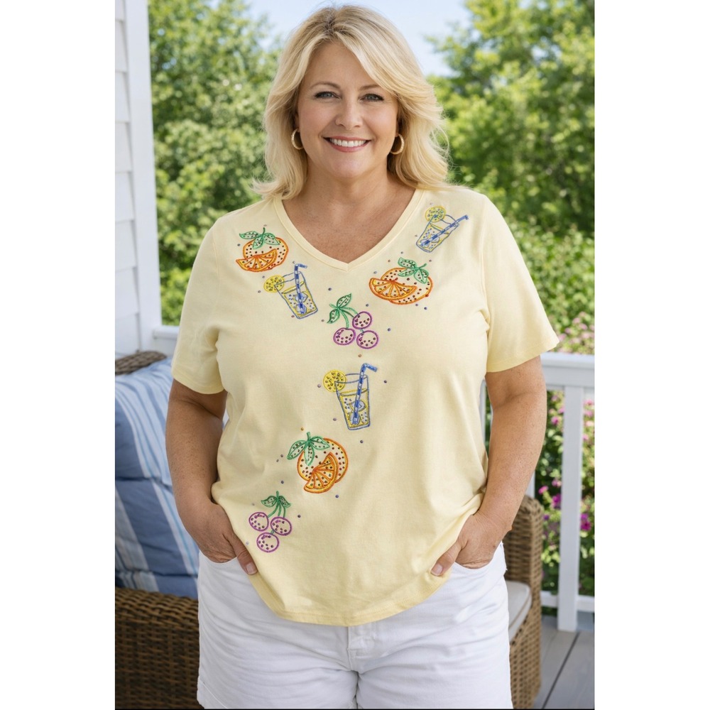 Quaker Factory Yellow Fruit Drink‎ Cherry Orange Embroidered V Neck Women's
